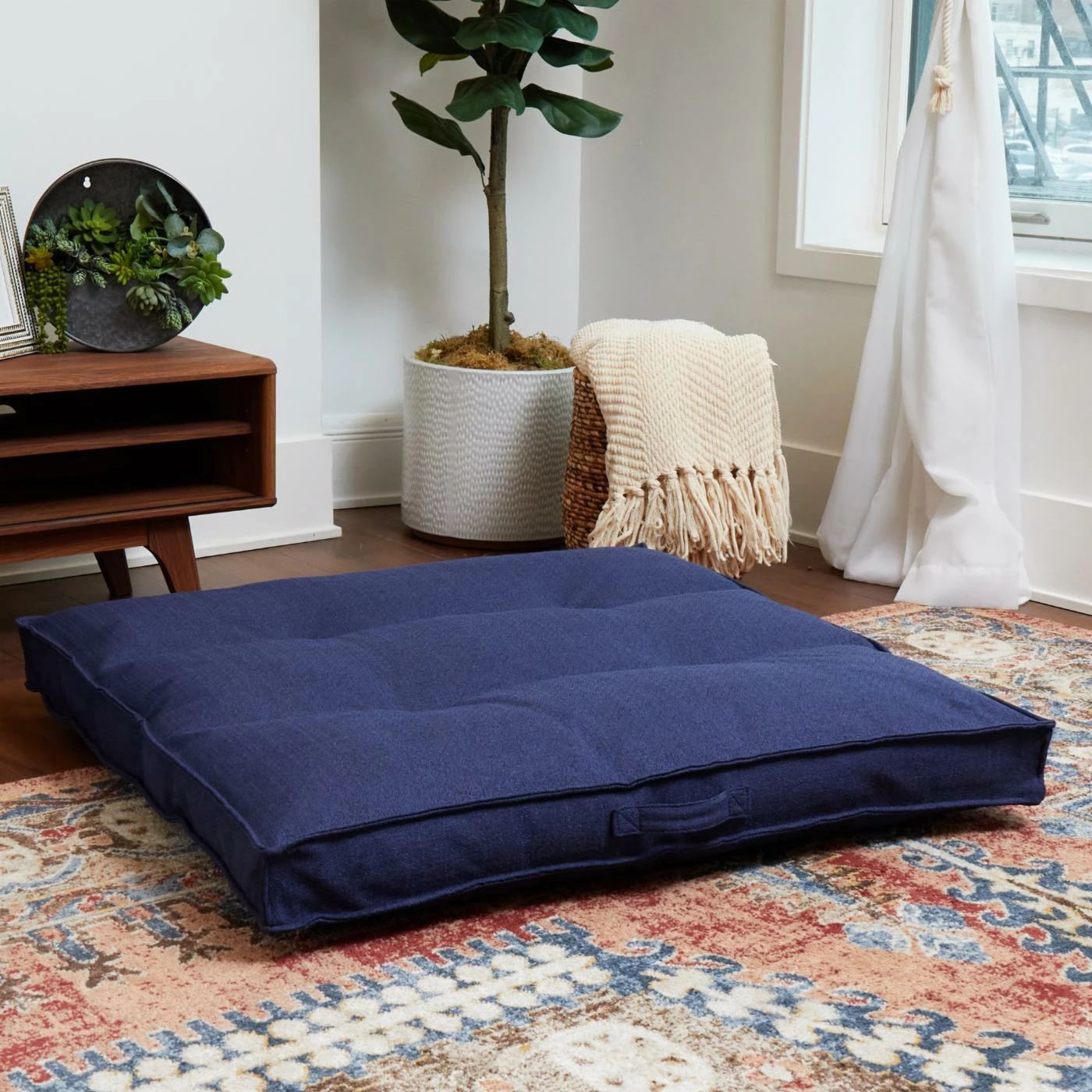 Best reviews of ⌛ Pillow Happy Hounds Milo Square Tufted ???? Dog Bed - Large -Cobalt ???? 6 Best reviews of ⌛ Pillow Happy Hounds Milo Square Tufted ???? Dog Bed - Large -Cobalt ???? - Image 4